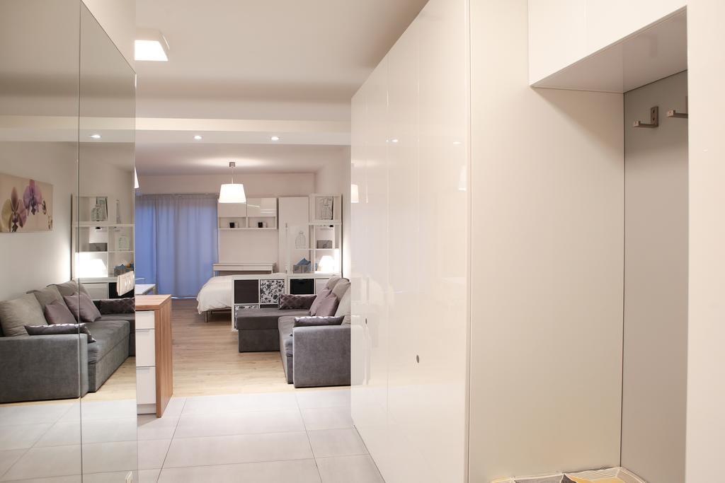 Super Apartment Познан Екстериор снимка