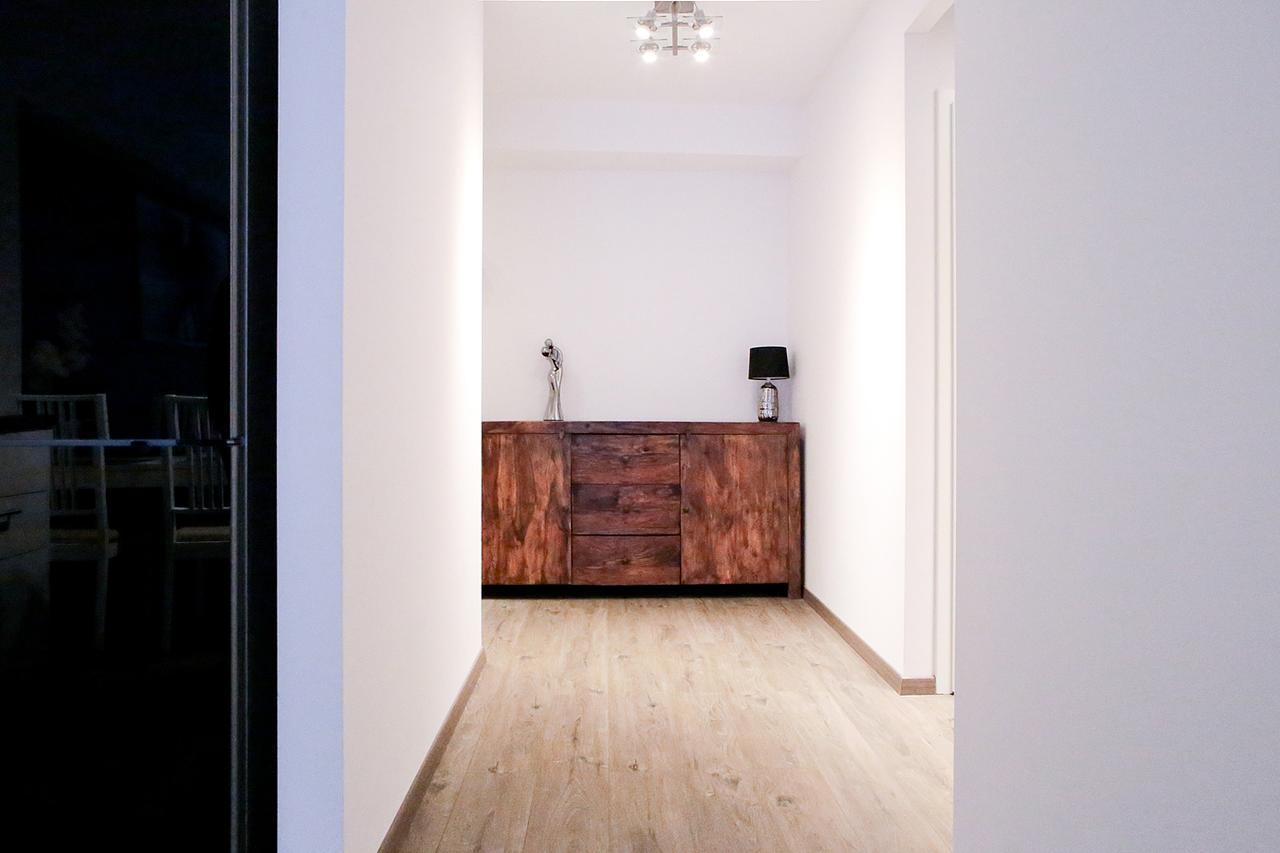Super Apartment Познан Екстериор снимка