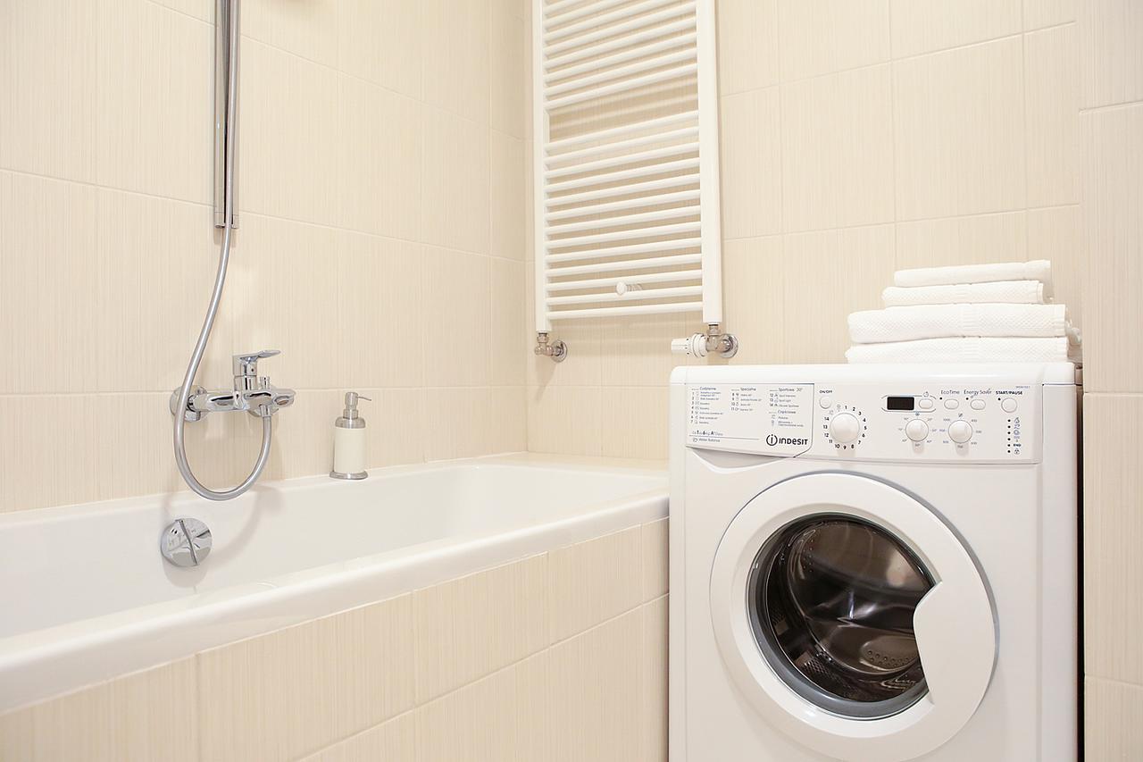 Super Apartment Познан Екстериор снимка