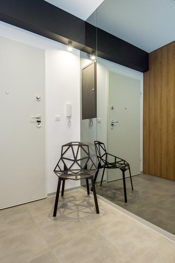 Super Apartment Познан Екстериор снимка