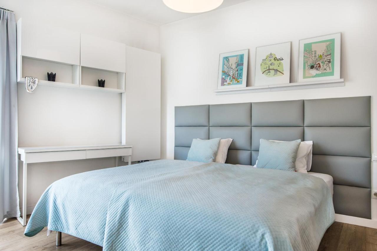 Super Apartment Познан Екстериор снимка